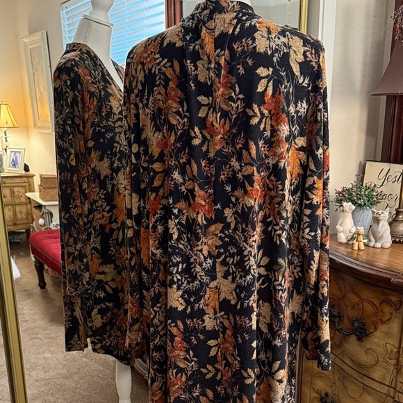 Maurices Autumn Floral Open-Front Cardigan - Black and Orange - Picture 6 of 12